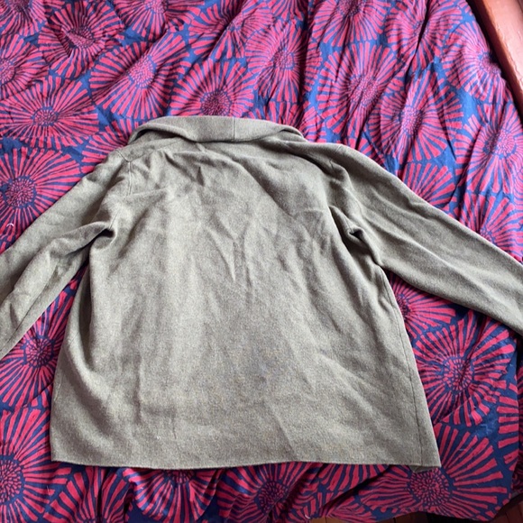 J Crew Cardigan - Picture 3 of 3